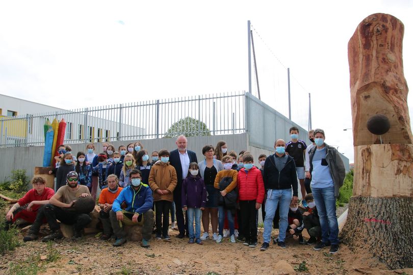 actu-De jolies sculptures pour Saint Georges de Montaigu !